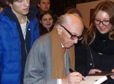 Simbolična fotografija za članek z naslovom: Človek, ki je preveč videl