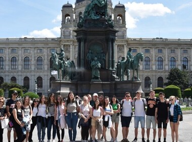 Simbolična fotografija za članek z naslovom: ITS 3 z vlakom na Dunaj
