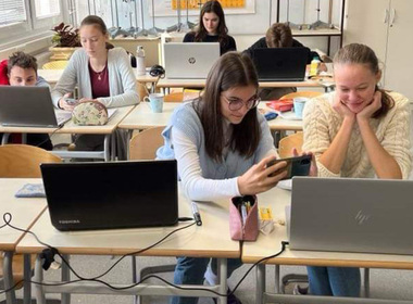 Simbolična fotografija za članek z naslovom: ScienceJam Heckathon izziv