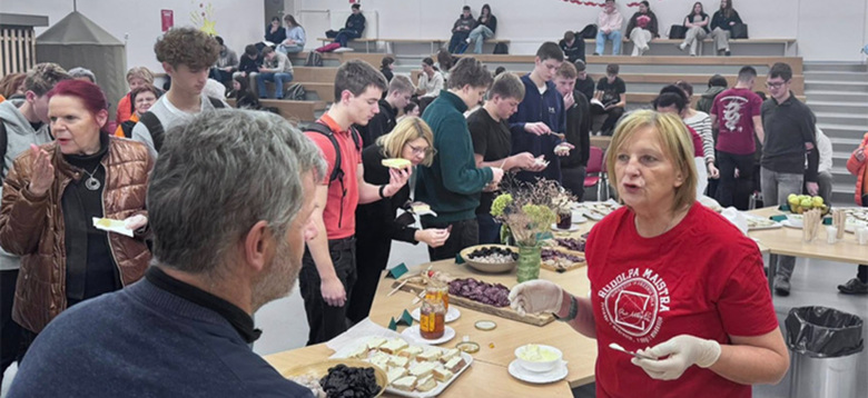 Tradicionalni slovenski zajtrk