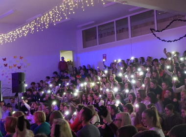 Simbolična naslovna fotografija za novico z naslovom: Proslava pred dnevom samostojnosti in prihajajočimi prazniki