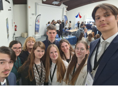 Simbolična naslovna fotografija za novico z naslovom: YPAC-ovci v CHAMONIX-u, 3. del