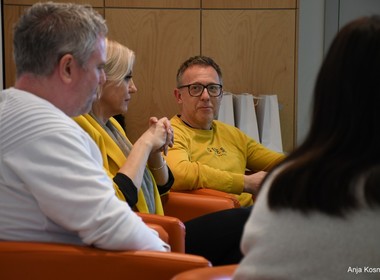 Naključna fotografija iz galerije Okrogla miza z naslovom Mediji nekoč in danes