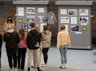Naključna fotografija iz galerije Dan spomina na žrtve holokavsta