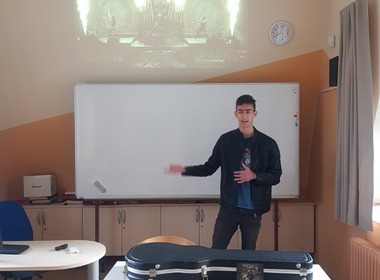 Naključna fotografija iz galerije Pisni in ustni izpit za nemško jezikovno diplomo DSD I