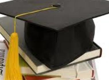 Simbolična fotografija za članek z naslovom: Spričevala poklicne mature - zimski rok