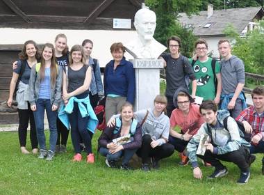 Simbolična fotografija za članek z naslovom: Jurčičeva pot