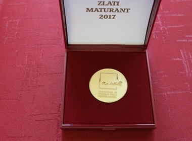Simbolična fotografija za članek z naslovom: Rezultati jesenskega roka poklicne mature in podelitev spričeval