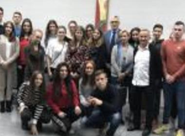 Simbolična fotografija za članek z naslovom: Projektni dan 4. E