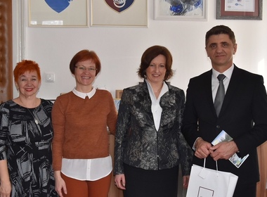 Simbolična fotografija za članek z naslovom: Delovni obisk v Sarajevu