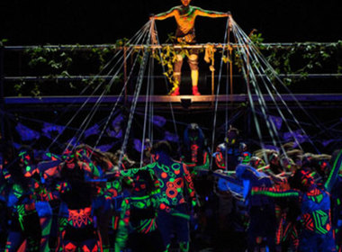 Simbolična fotografija za članek z naslovom: "Vizionar" za muzikal The Tribe