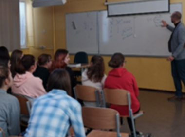 Simbolična fotografija za članek z naslovom: Obisk tolmača znakovnega jezika