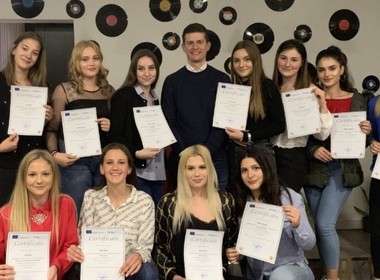 Simbolična fotografija za članek z naslovom: NEPRECENLJIVA IZKUŠNJA Z DELOM NA PORTUGALSKEM